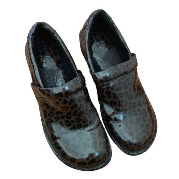 b.o.c | Peggy | Dark Brown Animal Leopard Print Professional Clogs | Women's 7.5 - Picture 1 of 10